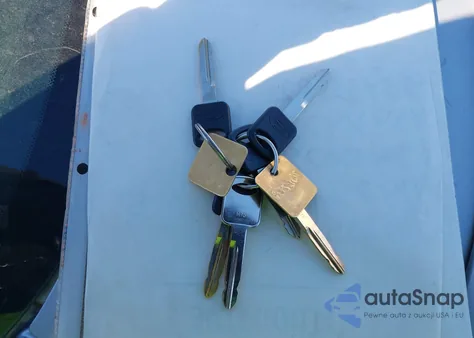 2010 Ford E-150 Commercial/Recreational z USA, uszkodzony, nr VIN 1FTNE1EW9ADA91774